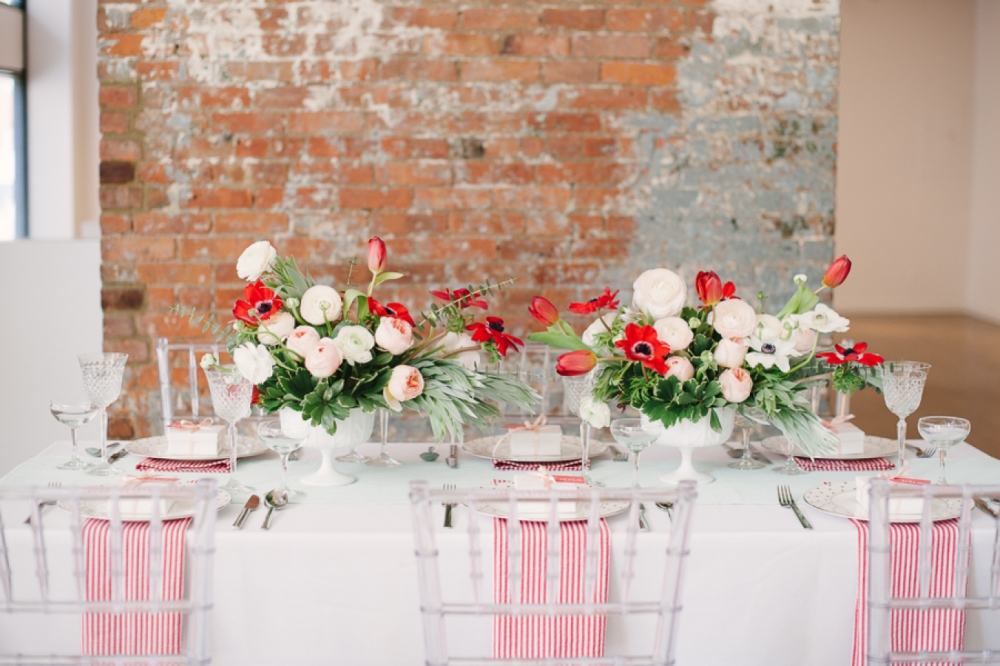 spring wedding tablescapes: five gorgeous floral arrangement ideas spring wedding tablescapes: five gorgeous floral arrangement ideas