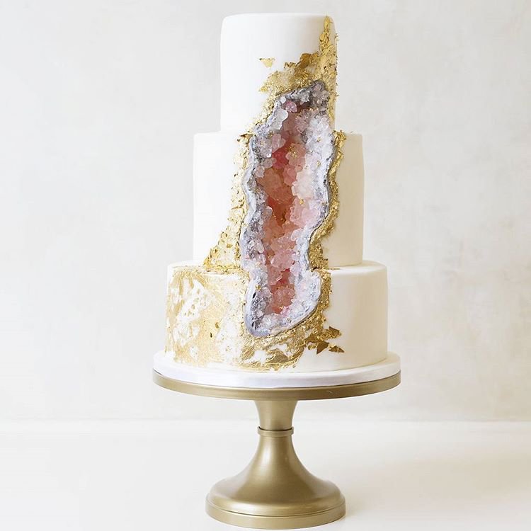 Wedding trends in 2016: Mason jars, flower crowns, and other wedding clichés to avoid Honeybrides