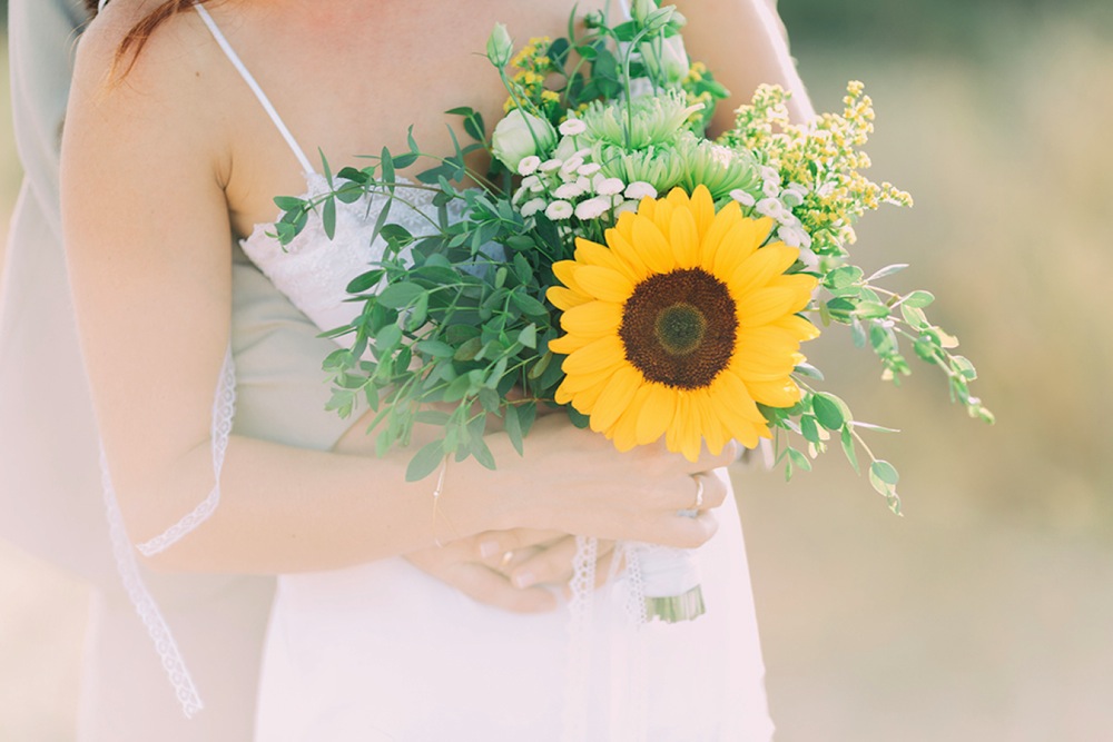 Flowers in Singapore: A guide to meanings behind roses, lilies, and other blooms