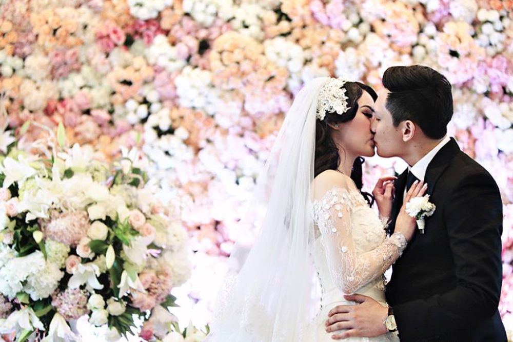 wedding backdrops Honeybrides