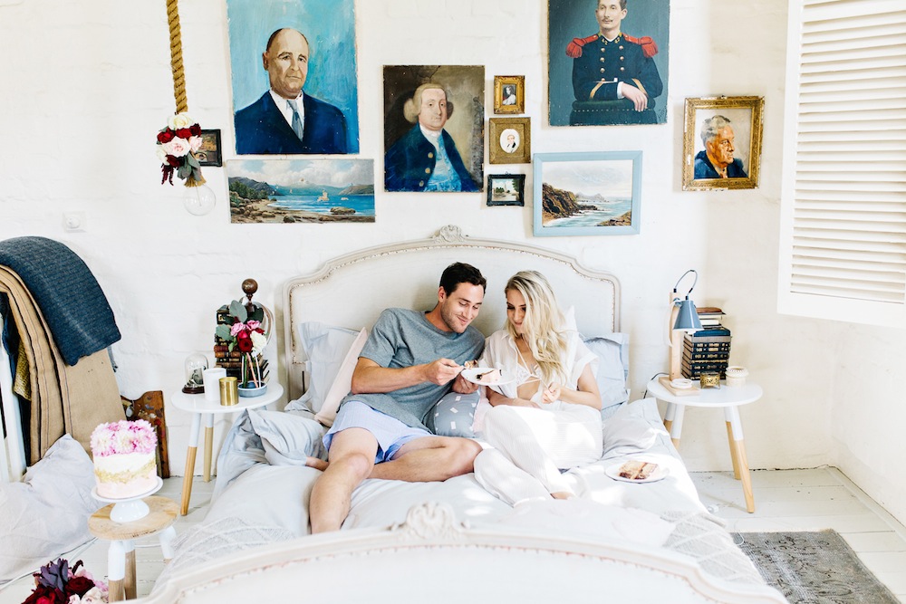 A romantic & relaxed Valentine's Day-inspired photo shoot